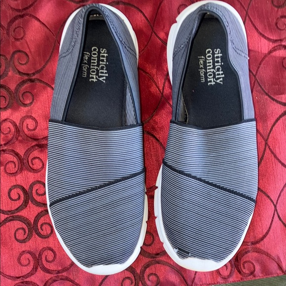 Striped Slip-On Casual Shoes - Picture 1 of 4